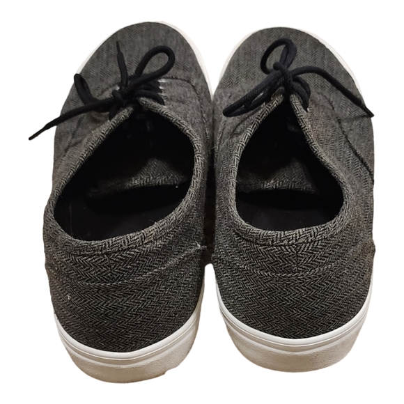 Old Navy Men's Lace-Up Shoes, Casual Sneakers, Black/Grey, Size 9 - Picture 4 of 7